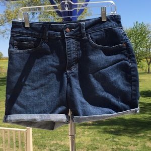 Riders by Lee Mid Rise Short